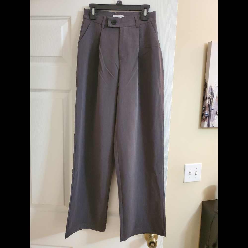 Grey Dress Pants (NWT)